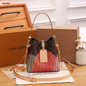 LOUIS VUITTON YAYOI KUSAMA BUCKET BAG*