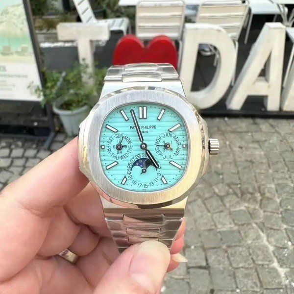 PATEK PHILIPPE AUTOMATIC CALENDAR EDITION PRIMIUM WATCH - Image 2