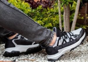 Branded Shando Black White