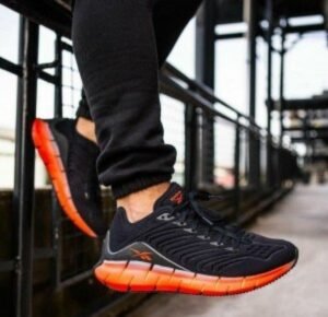 Branded RBK Zig Kinetic Black Red