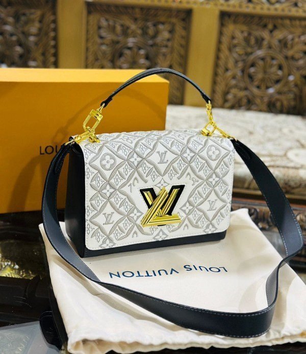 Louis Vuitton Embroidered Twist Logo Premium Double Box Bag With Shoulder Strap (45962-White_Grey)(LB) - Image 10