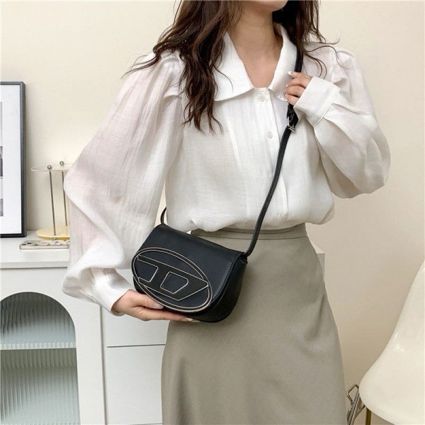 Diesel 1DR Shoulder Bag With OG Box & Dust Bag & Extra Shoulder Strap (Black-442)(BSB) - Image 4