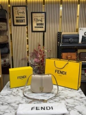 FEND I COMON FF LOGO PLAQUE HANDBAG WITH OG BOX AND DUST BAG INCLUDING CARRY BAG PREMIUM QUALITY (APRICOT)(MT)